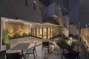 【新宿三丁目駅3分】テレビ番組・雑誌の撮影やワークショップに最適な、日本庭園をモチーフとした和室と屋外テラスがあるイベントスペース