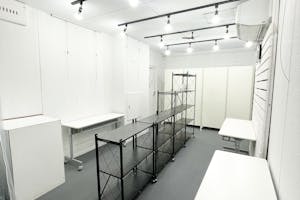 【都営新宿線大島駅3分】エアコン有りで夏も冬も快適、サンロード中の橋商店街入口すぐの好立地、ポップアップストアや販売促進イベントに最適な特典付きイベントスペース