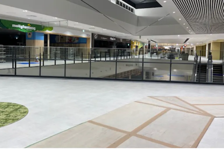 【イオンモール土岐】2F キッズリパブリック前の画像1