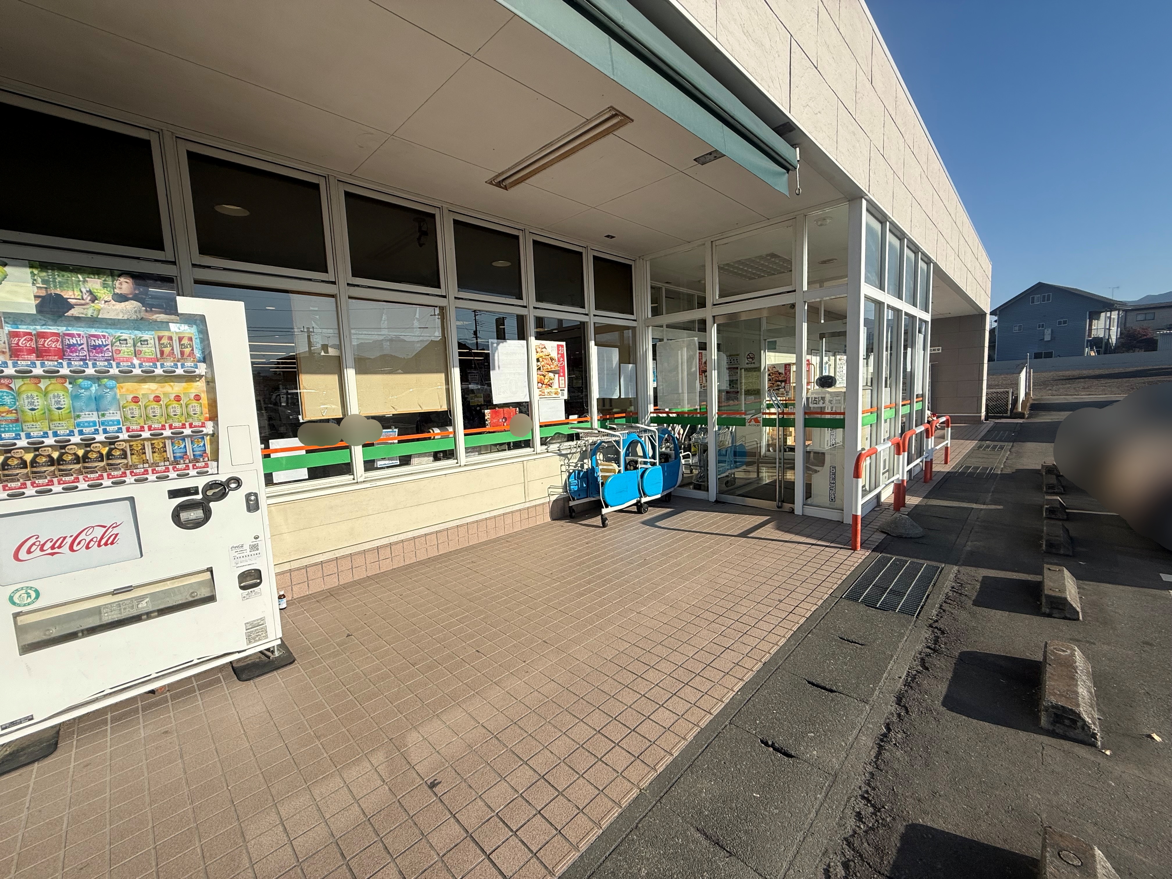 【Aコープハピネス】食物販やプロモーションに利用可能な店舗南側風除室スペース