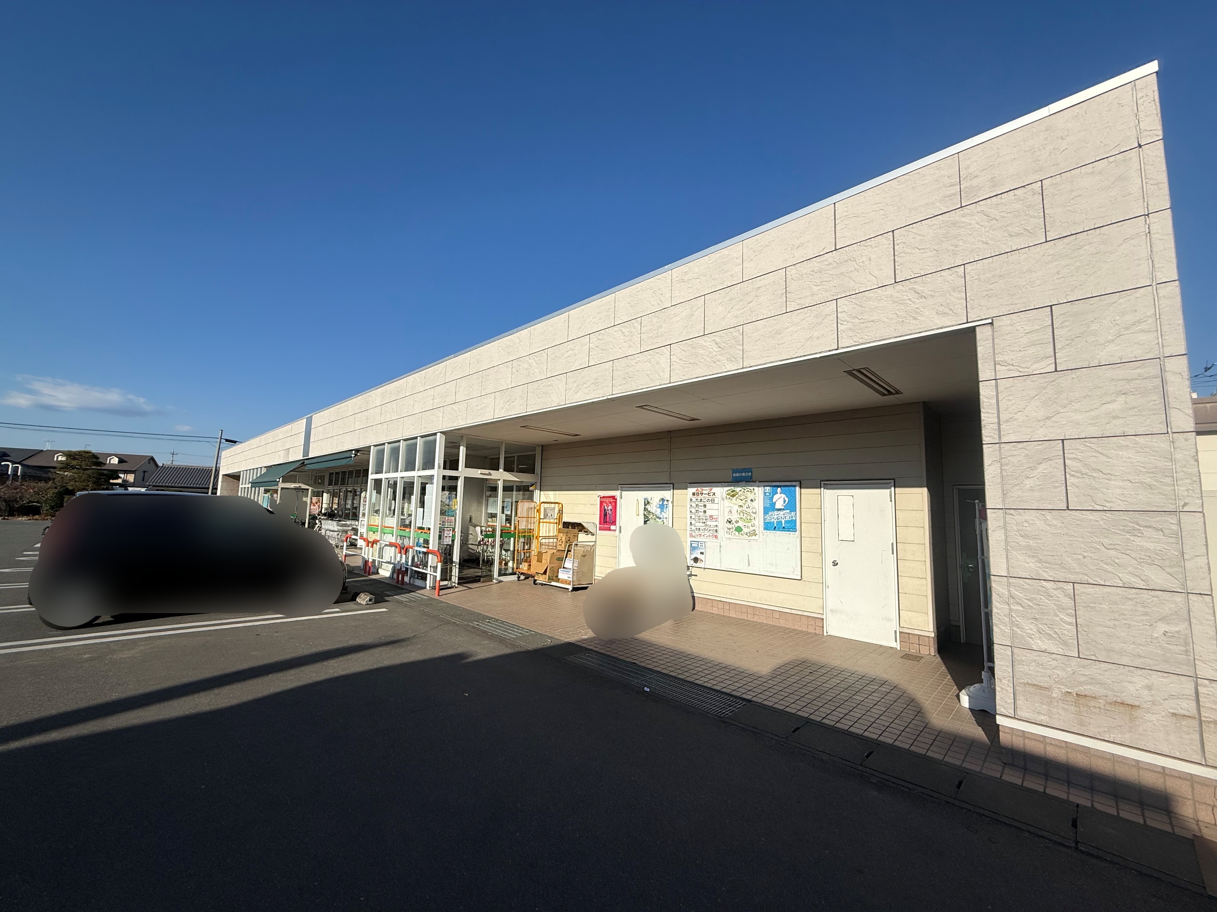 【Aコープハピネス】食物販やプロモーションに利用可能な店舗南側風除室スペース