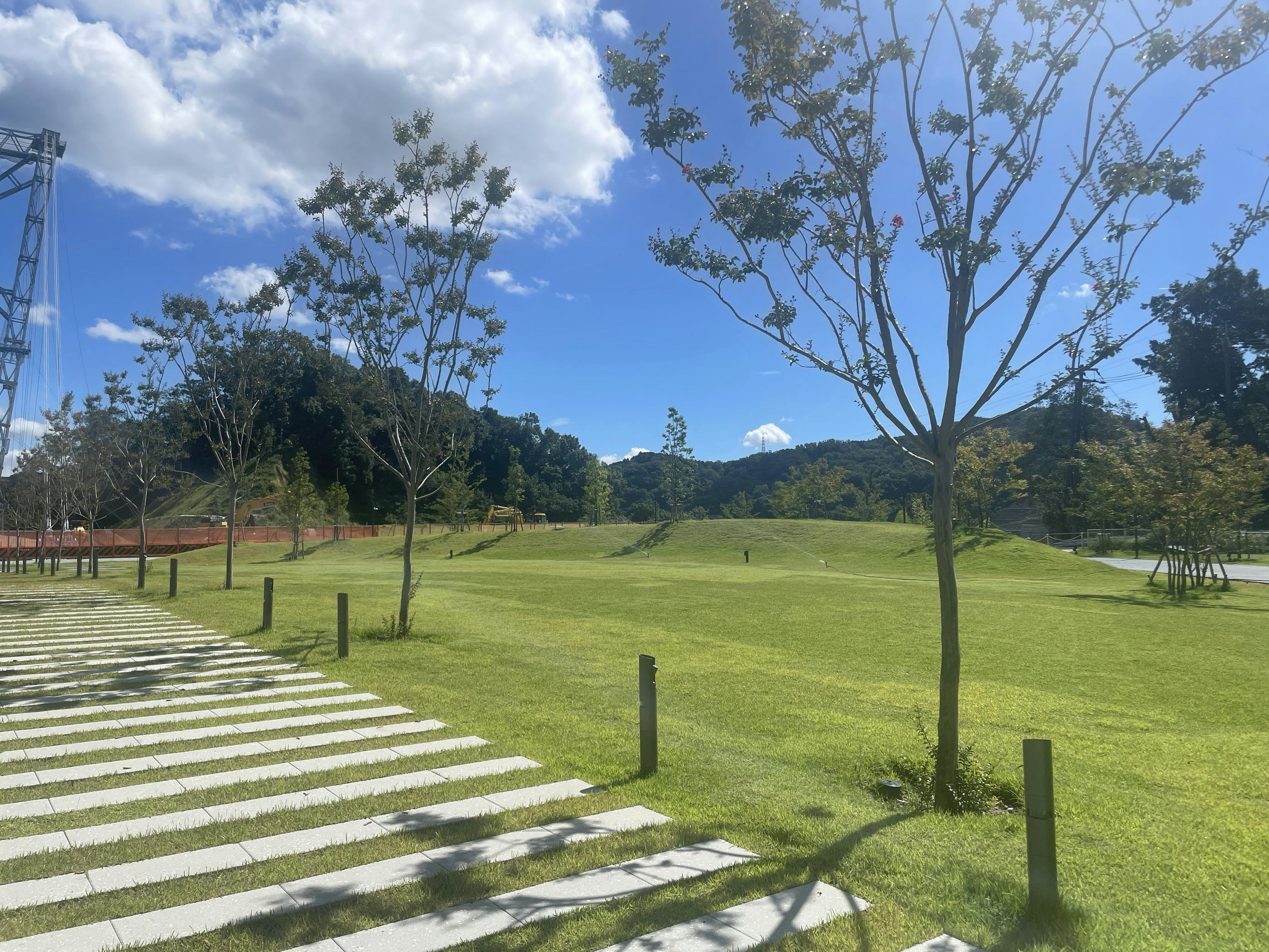 【ダムパークいばきた】キッチンカーに適した生保半島さくら広場にある屋外スペース①の画像