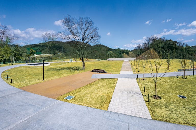 【ダムパークいばきた】キッチンカーに適した生保半島さくら広場にある屋外スペース①の画像2