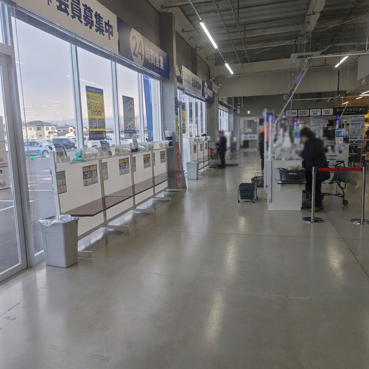 【スーパーセンタートライアル鹿沼店】簡易販売・PR活動に最適な「B・屋内催事区画（プロモ利用）」