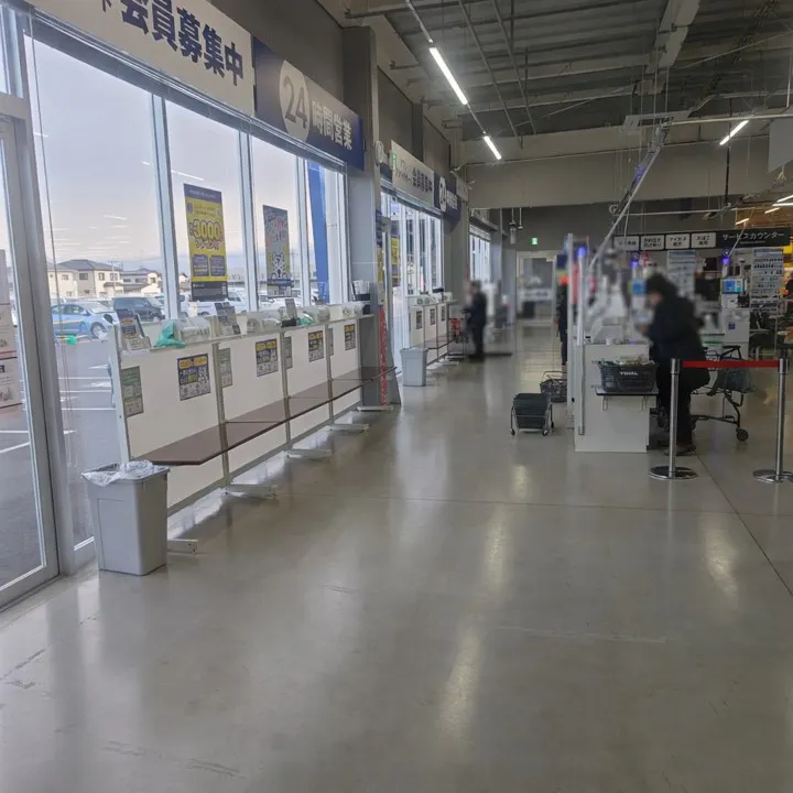 【スーパーセンタートライアル鹿沼店】簡易販売・PR活動に最適な「B・屋内催事区画(プロモ利用)」