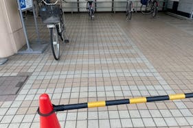 【いなげや福生銀座店】各種プロモーションイベントに最適なスーパーマーケットの店頭軒下スペース