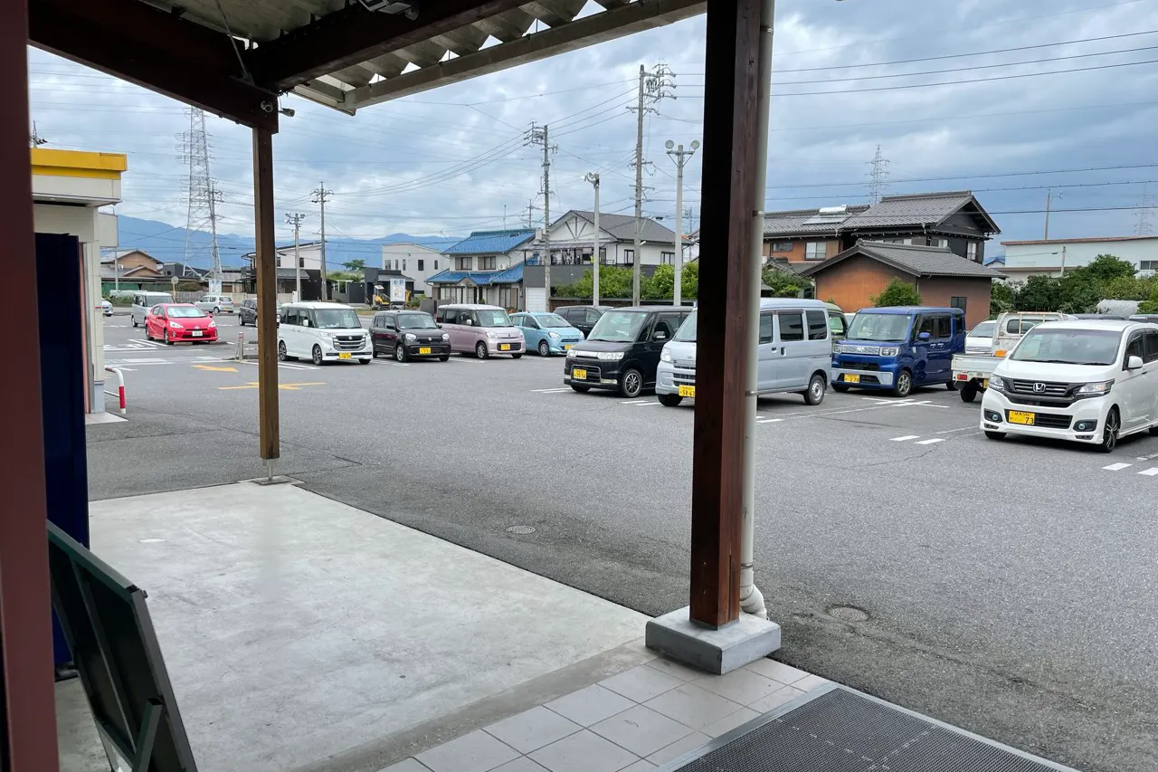 【ダイナム岐阜本巣店ゆったり館】キッチンカー出店やプロモーションイベントに最適なアミューズメント施設のイベントスペース