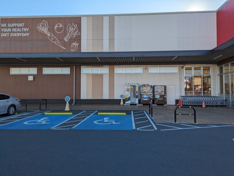 【生鮮市場TOP鶴ケ舞】プロモーションに利用可能な1階催事スペース(軒下)の画像