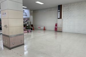 【イオンタウン伊勢ララパーク(C・D区画)】セールスプロモーションや出張販売に最適な施設中央のイベントスペース(C区画)