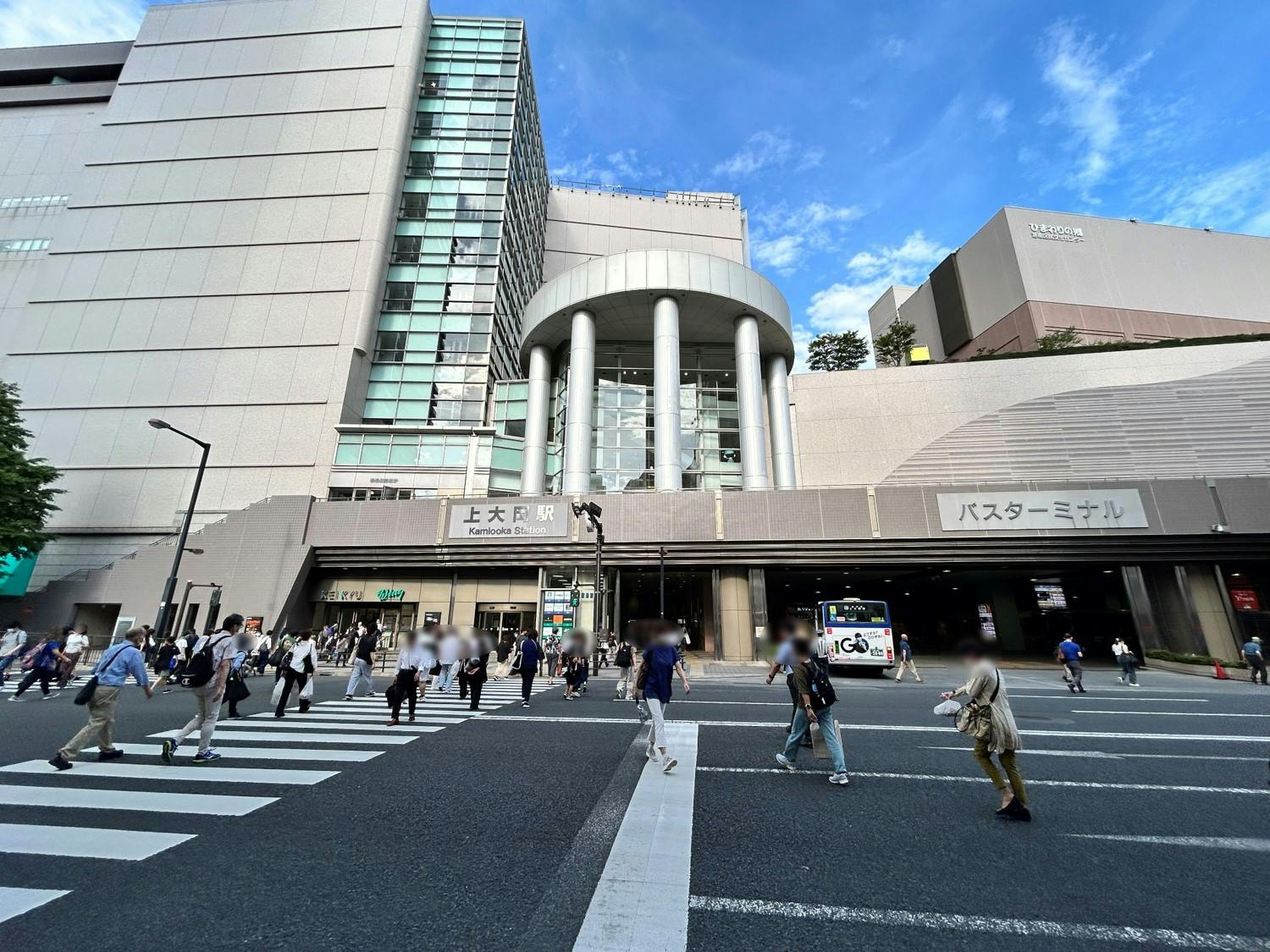 【横浜市営地下鉄ブルーライン上大岡駅】各種プロモーションや物販、食物販のポップアップストアに最適な京急方面改札付近
