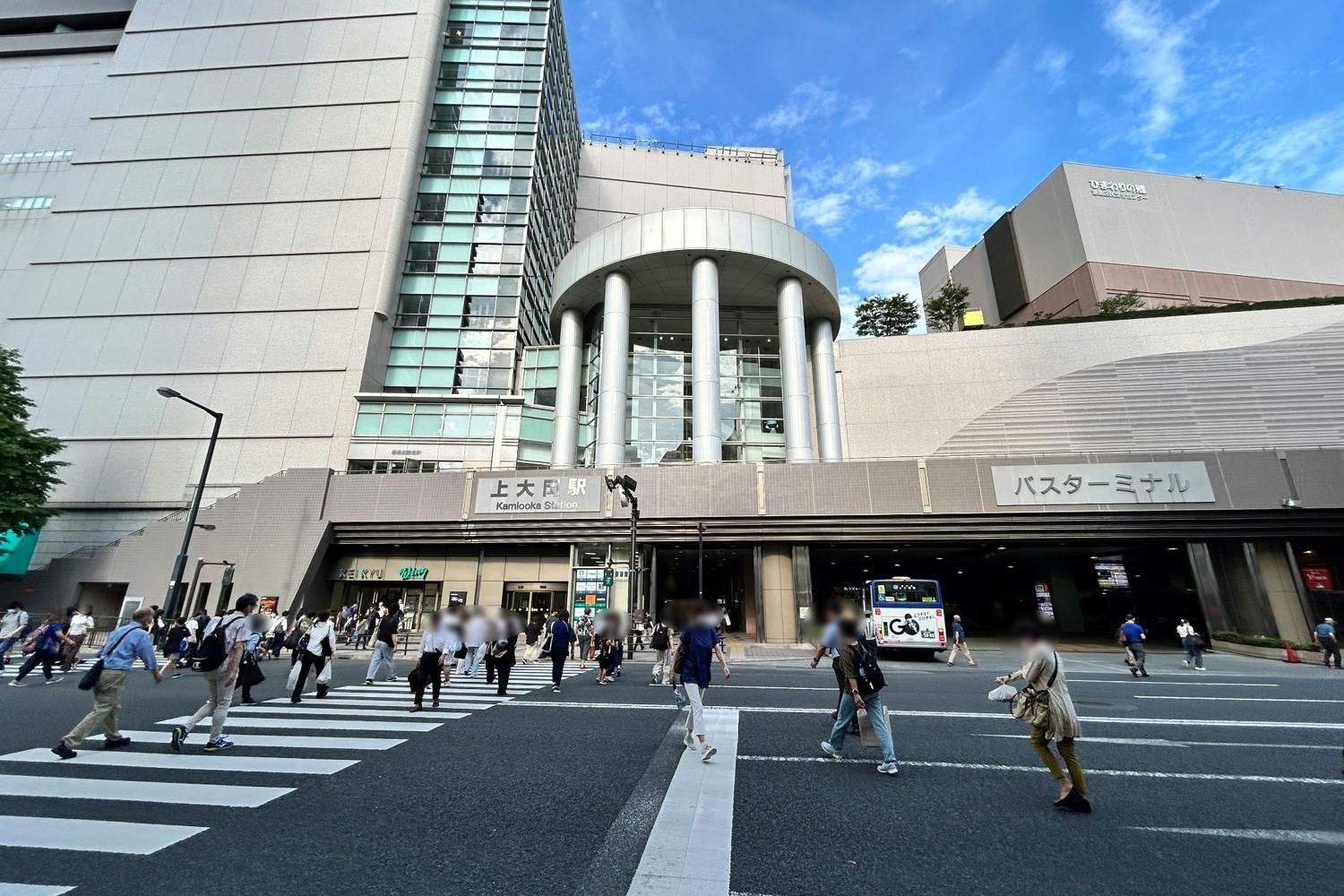 【横浜市営地下鉄ブルーライン上大岡駅】各種プロモーションや物販、食物販のポップアップストアに最適な京急方面改札付近