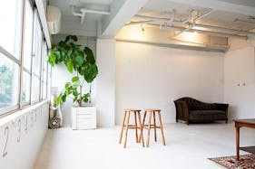 【学芸大学駅5分】アパレルの展示会場や撮影に適したビル1棟に3種のロケーションのあるイベントスペース(3Fスタジオ)