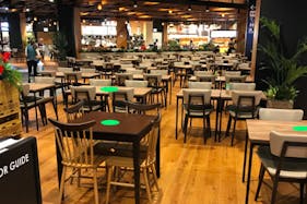 【イオンモール神戸南】モール内広告 フードコート