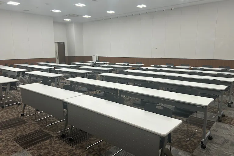 【イオンモール京都五条】3F イオンホールの画像1