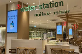 【KAMEIDO CLOCK】4Fフードコート 55インチデジタルサイネージ 5面セット