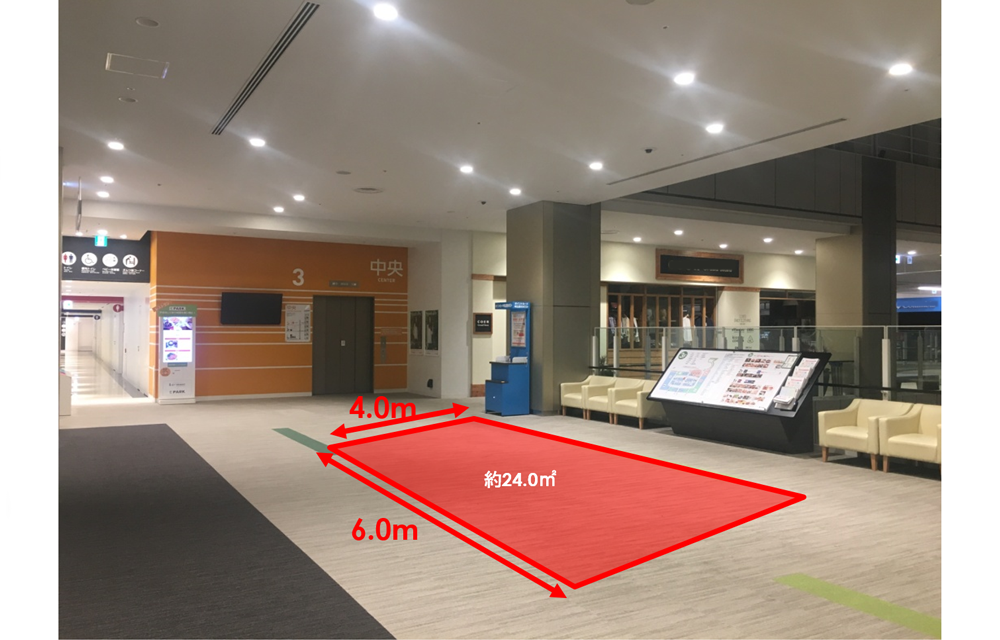 【ららぽーと立川立飛】3階 中央エスカレーター前