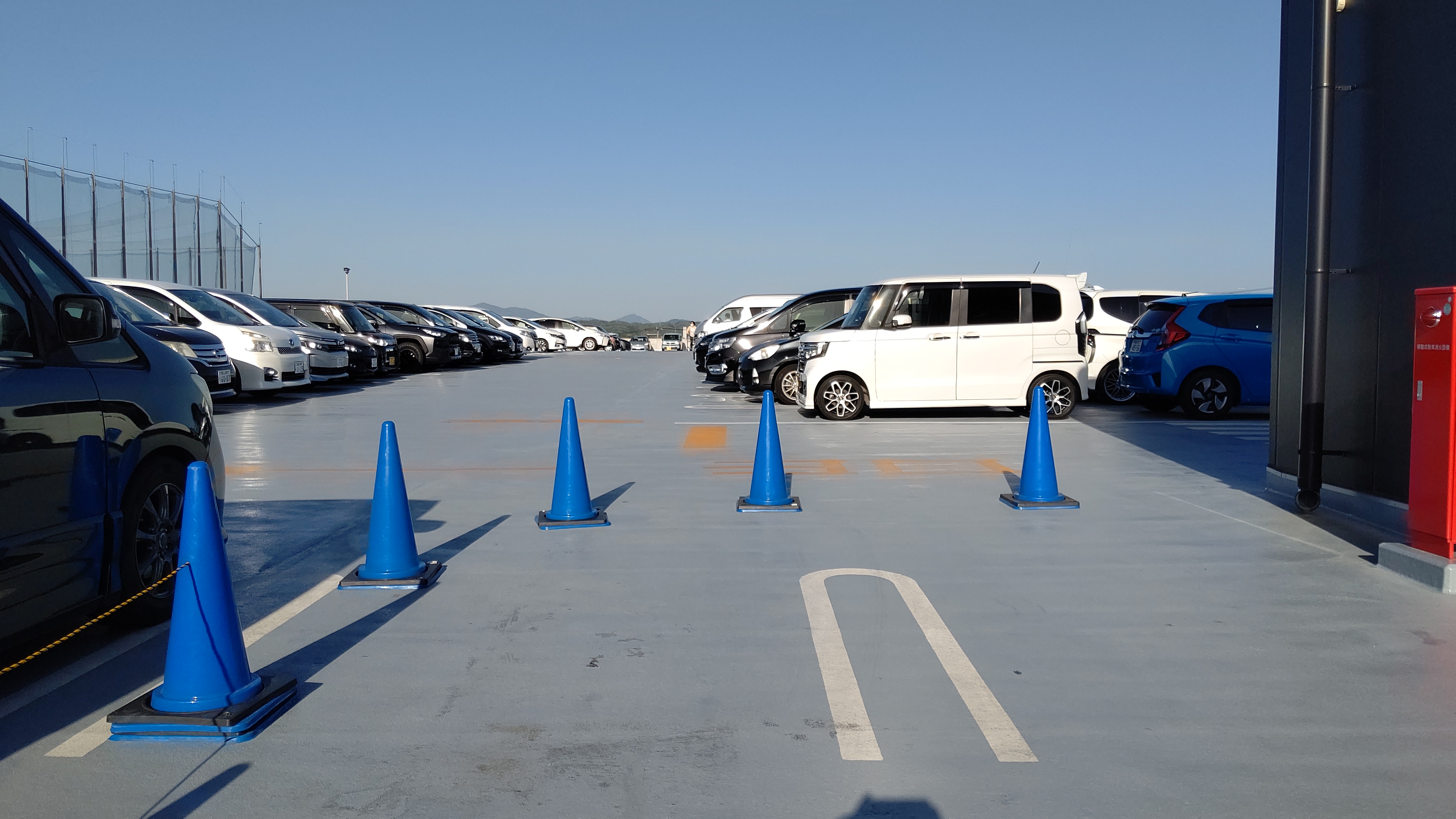 【メガセンタートライアル郡山八山田店】キッチンカー、食物販、プロモーションの出店が可能な「Ⓖ 屋上駐車場キッチンカースペース」