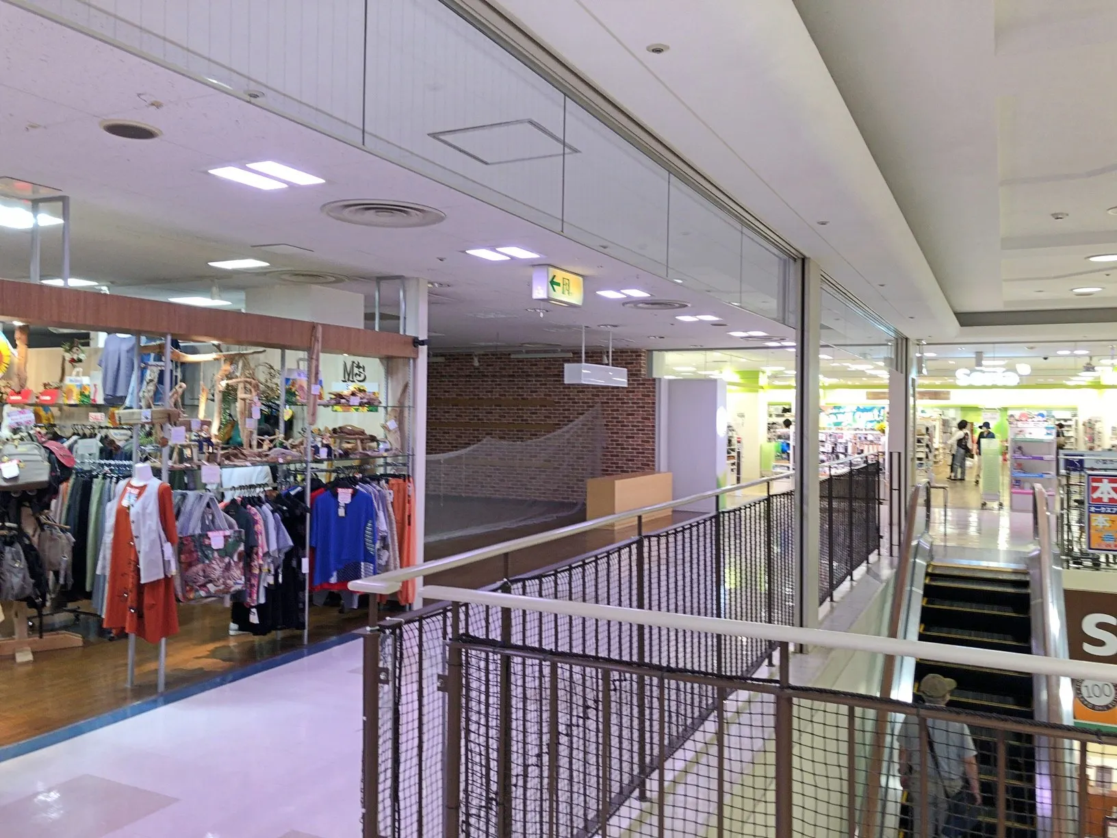 【土浦ピアタウン】展示販売系の物販イベントや各種プロモーションイベントに最適な施設2階にある区画タイプの大型スペース