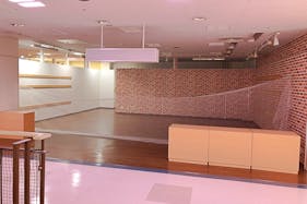 【土浦ピアタウン】展示販売系の物販イベントや各種プロモーションイベントに最適な施設2階にある区画タイプの大型スペース