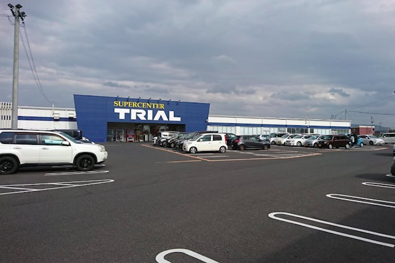 【スーパーセンタートライアル出雲白枝店】キッチンカー(調理営業)出店限定/屋外スペースの画像1