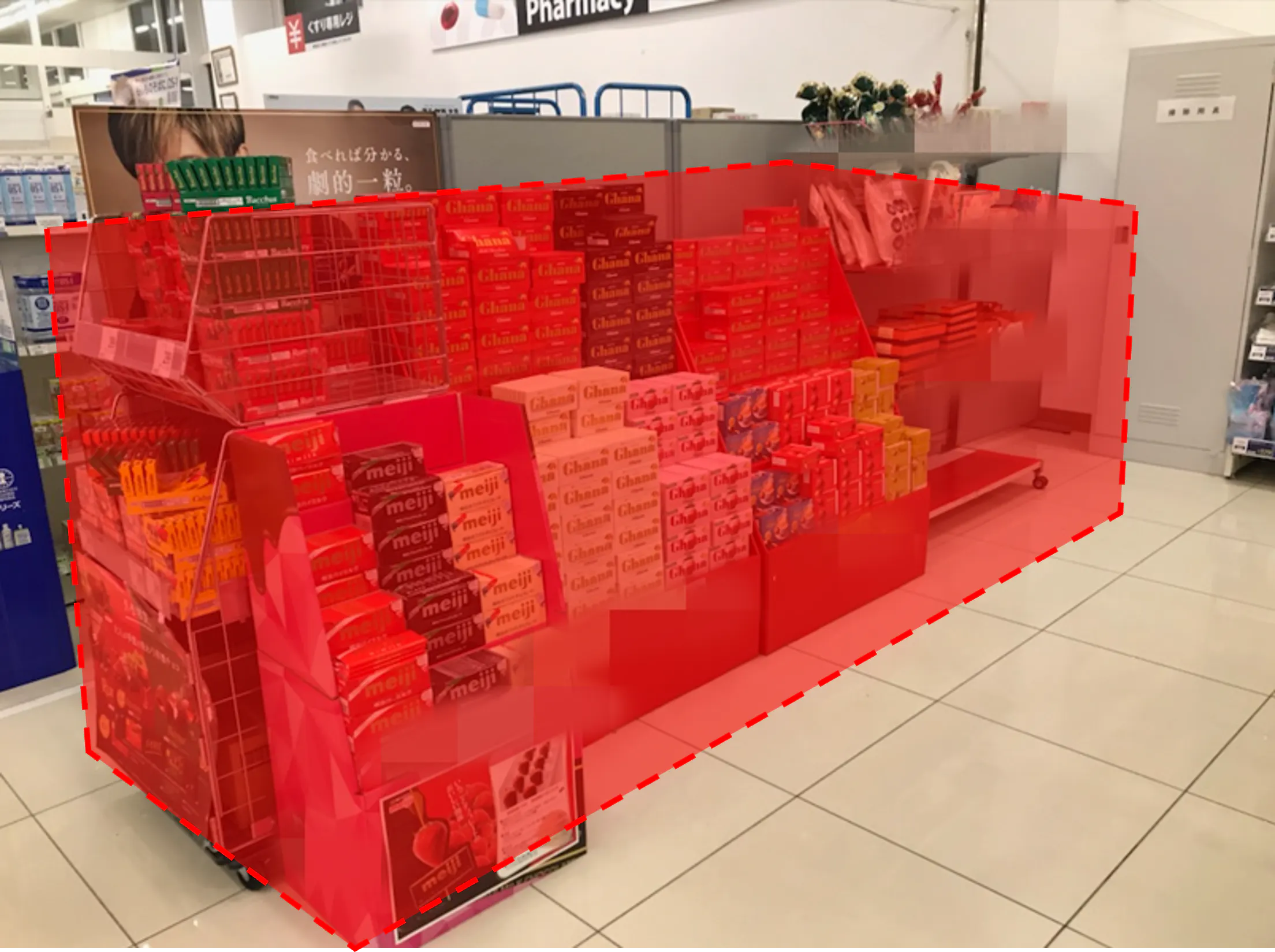 【西友　野洲店】サービスカウンター前（パーテーション側）　ポップアップストア(物販、食物販)やプロモーション用途に最適なスーパー店内催事イベントスペースの画像