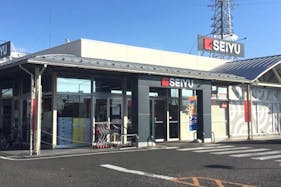 【西友 江南店】店舗外 (入口横 屋根なし) キッチンカーやたこやき・たいやき・団子・焼き鳥・クレープ など販売におすすめな屋外催事イベントスペース