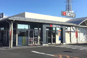 【西友 江南店】店舗外 (入口横 屋根なし) キッチンカーやたこやき・たいやき・団子・クレープ など販売におすすめな屋外催事イベントスペース