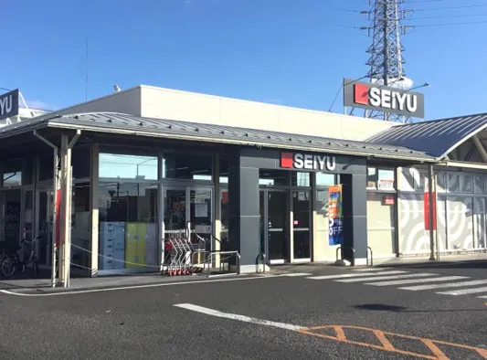 【西友　江南店】店舗外 (入口横 屋根なし)　キッチンカー・コーヒーテイクアウトや、お好み焼き・たいやき・クレープ など販売におすすめな屋外催事イベントスペース