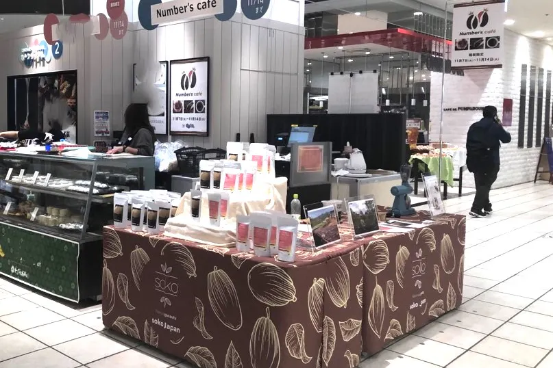 【マルイファミリー溝口】1階カレンダリウムF06【食物販】エスカレーター正面のコンパクトな好立地スペース