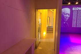 【木場駅6分】展覧会や企業イベント、撮影に最適な180㎡ホワイトキューブスペース。東京都現代美術館付近(カフェバー併設で飲食提供可・壁に釘打ち可)