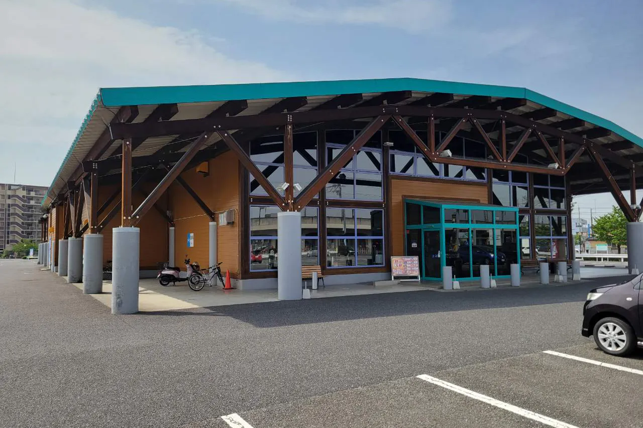 【ダイナム足利店】キッチンカーや各種プロモーションイベントに最適なアミューズメント施設のイベントスペース