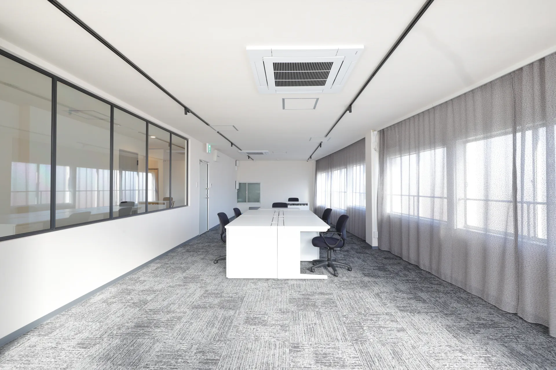 【蓮沼駅2分】やわらかな自然光と白基調の清潔空間が魅力のオフィス撮影向け一棟ロケ地