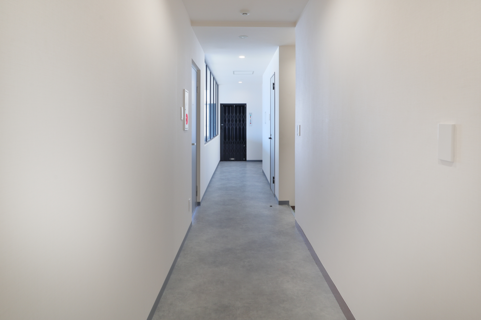 【蓮沼駅2分】スペース9（Officeへの廊下）