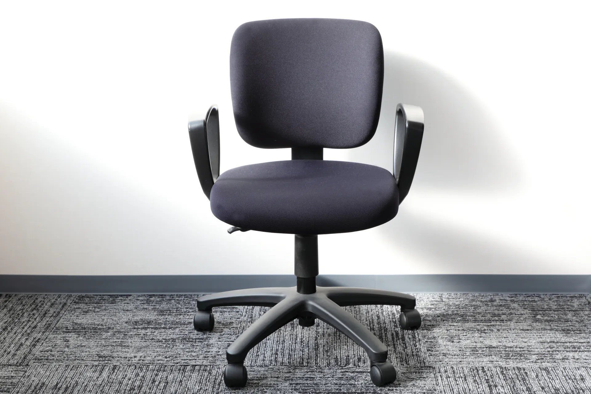 【蓮沼駅2分】やわらかな自然光と白基調の清潔空間が魅力のオフィス撮影向け一棟ロケ地