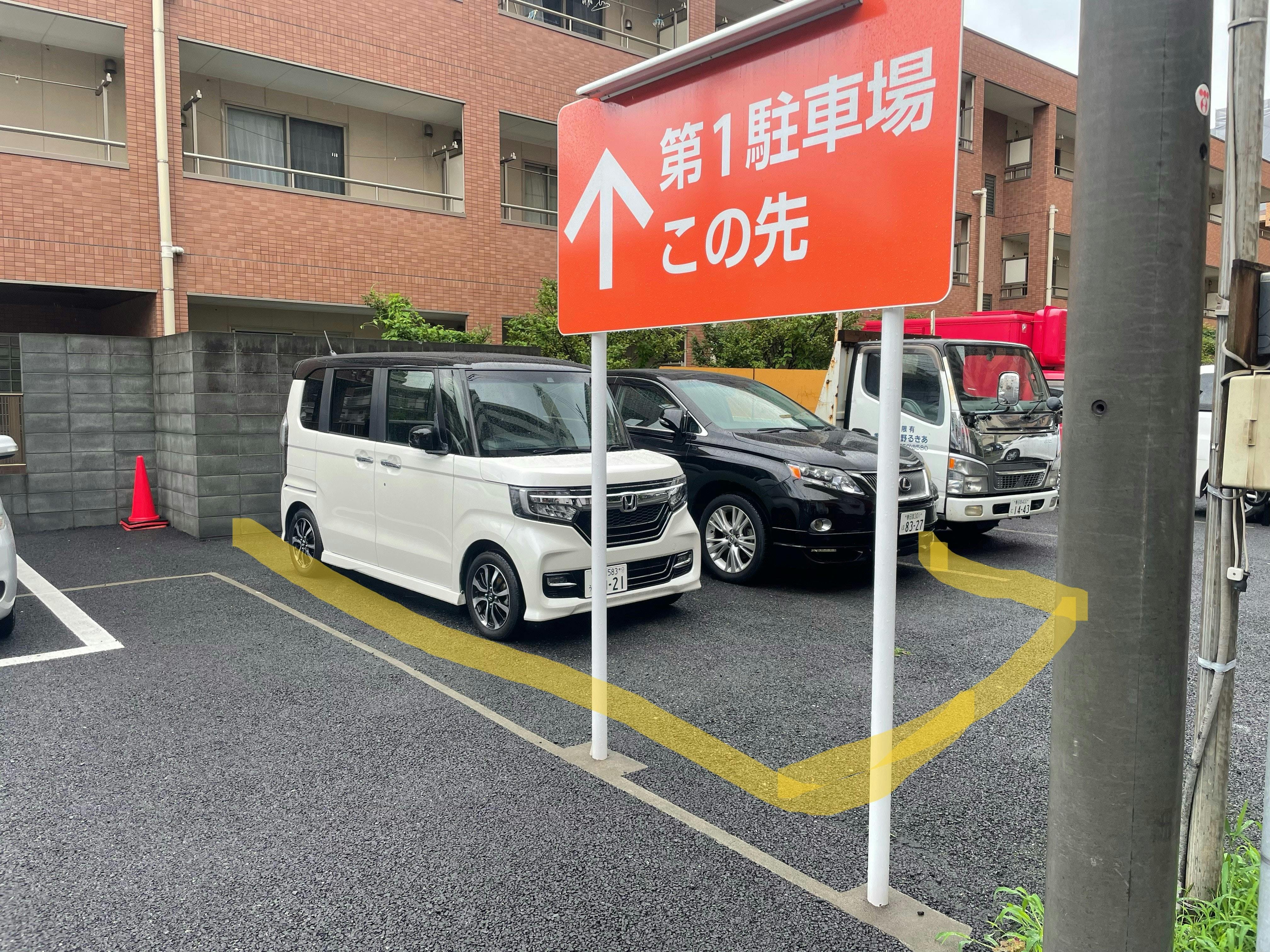 オプションでご利用可能な駐車場スペース