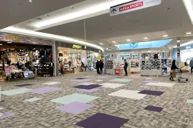 【イオンモール旭川西】クロックハウス前