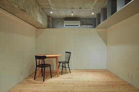 【渋谷駅7分/明治神宮前駅8分】室内ポップアップ|クリスマス🎄お正月🎍撮影に|洗練されたハウススタジオ..゚・*自然光有。シンプルな内装🌱原宿/渋谷/神南