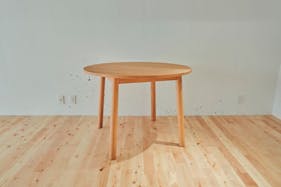 【渋谷駅7分/明治神宮前駅8分】室内ポップアップ|クリスマス🎄お正月🎍撮影に|洗練されたハウススタジオ..゚・*自然光有。シンプルな内装🌱原宿/渋谷/神南