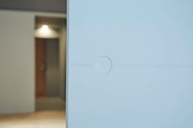 【渋谷駅7分/明治神宮前駅8分】室内ポップアップ|クリスマス🎄お正月🎍撮影に|洗練されたハウススタジオ..゚・*自然光有。シンプルな内装🌱原宿/渋谷/神南