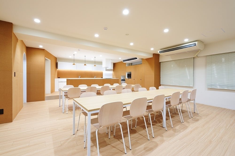 【麹町駅3分】 撮影やパーティーに適した駅近好立地の本格的レンタルキッチンスペース