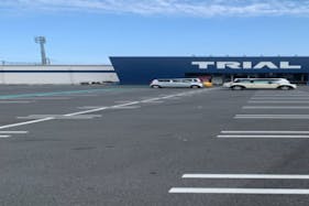 【スーパーセンタートライアル岐南八剣店】キッチンカー(調理営業)出店限定/屋外スペース