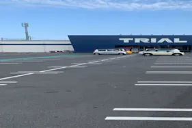 【スーパーセンタートライアル岐南八剣店】キッチンカー(調理営業)出店限定/屋外スペース