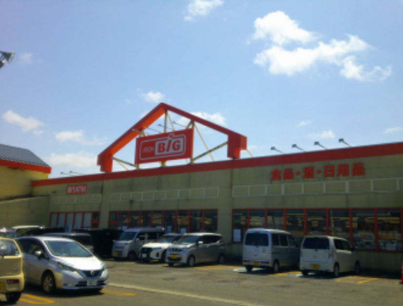 【ザ・ビッグ能代高塙店】店舗入口脇（中） 販促プロモーションに最適なスーパー店内催事イベントスペース