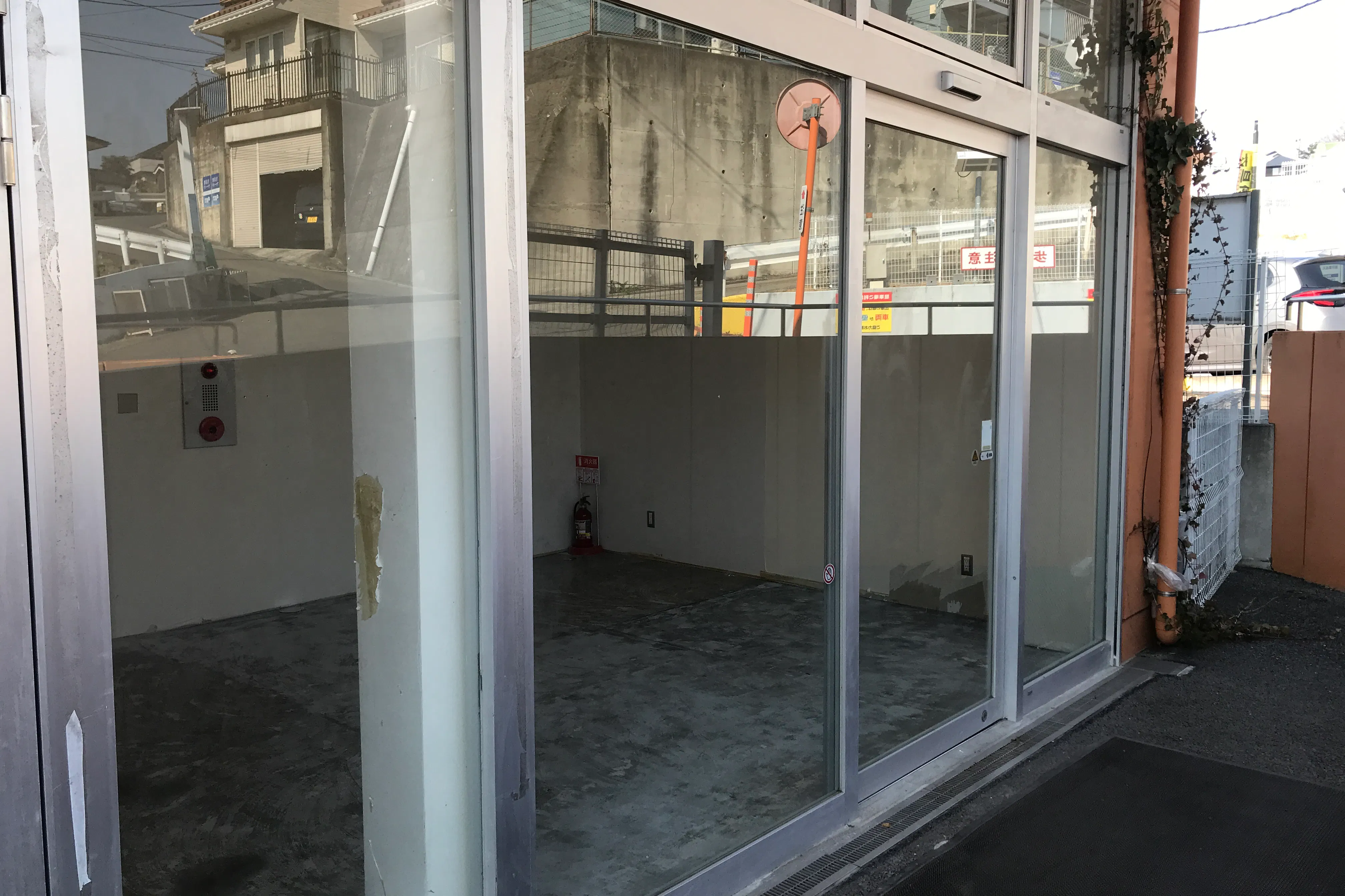 【西友 台原店】入口横テナント区画 ポップアップストア(物販、食物販)やプロモーション用途に最適なスーパー店内催事イベントスペース