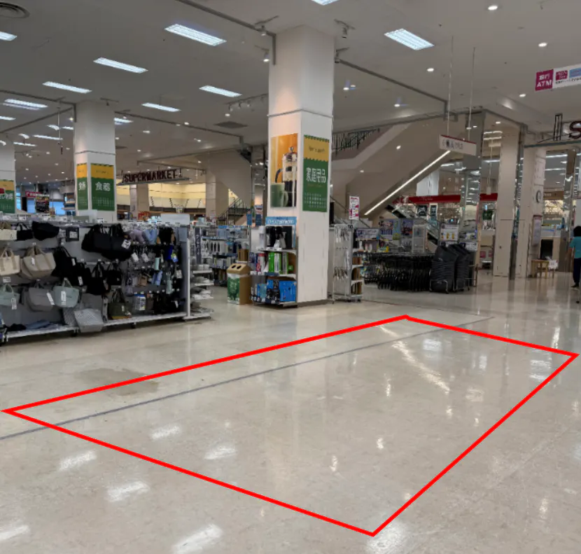【イオン三川店】中央通路1 販促プロモーションに最適なスーパー店内催事イベントスペース