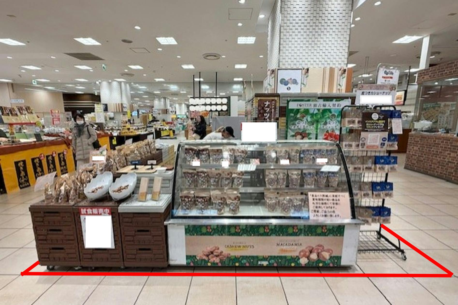 【マルイファミリー志木】1階 カレンダリウムF15【食・物販】店内入口正面の好立地 スイーツ・惣菜 食物販に最適なスペースです。