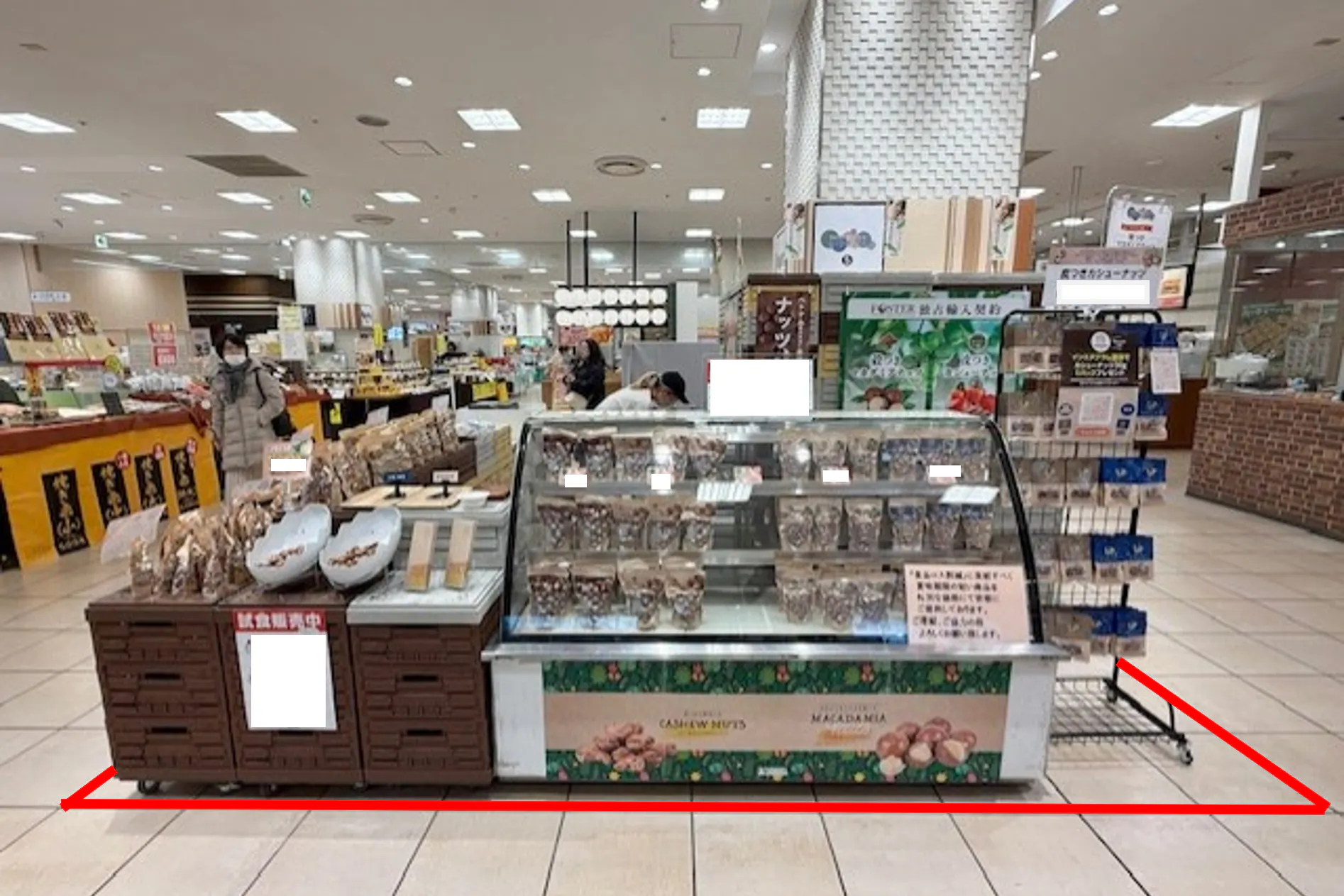 【マルイファミリー志木】1階 カレンダリウムF15【食・物販】店内入口正面の好立地 スイーツ・惣菜 食物販に最適なスペースです。