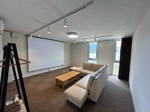 【可部駅6分】自主企画マルシェやワークショップに最適なお手頃価格のレンタルスペース「Living1」/敷地全体の貸切イベント開催も可能!