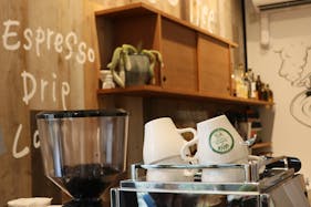 【渋谷駅8分】飲食込みのレセプションイベントやポップアップストア、プロモーションに適した代官山、桜丘、鉢山に囲まれた高級住宅が立ち並ぶエリアに位置するカフェ内イベントスペース(全館貸切)