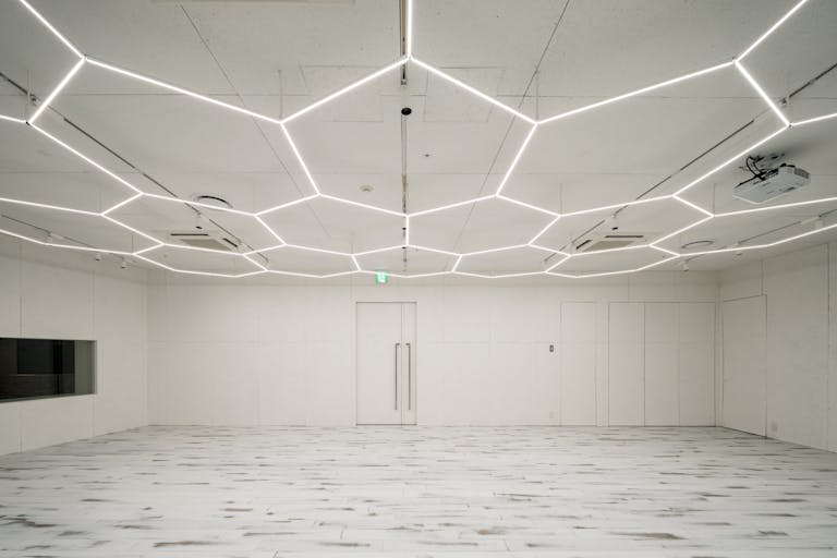 【渋谷駅2分】ポップアップストアや展示会に最適、宮下パーク内の白基調のスタジオの画像4